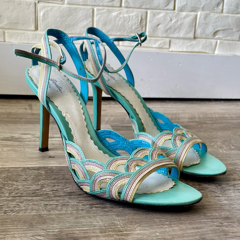 SOLD Vintage 1970s Pastel Strappy Sling-Back Peep Toe Heels
